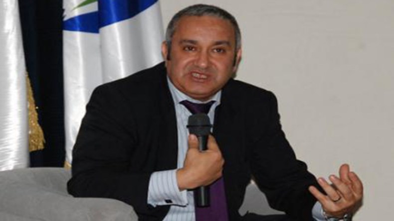 مهمل يعد بتعويض الزبائن المتضررين من تذبذب الإنترنت