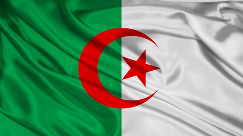 لماذا تُرفع راية الجزائر في‮ ‬الانتفاضة ضد الصهاينة؟