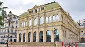 فرعون في “حب منفي” داخل “حمام بغدادي”!