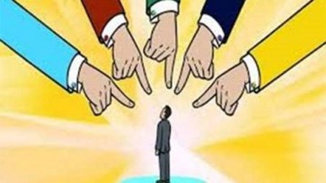 النقد الاجتماعي‮ ‬والسياسي‮ ‬وشروطه