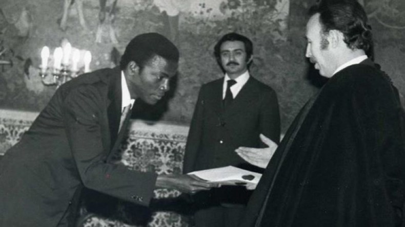 انتظروا حتى نموت ثم قولوا ما تريدون