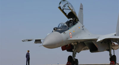 Trêve de spéculations: La Russie livre à l'Algérie deux avions de type Soukhoi