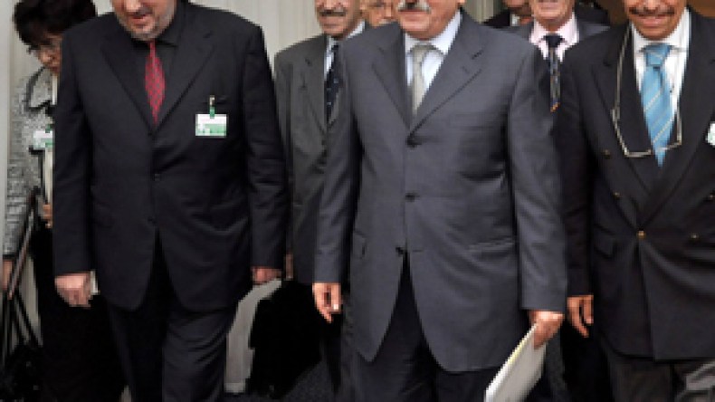 الثلاثية تجتمع في 28 ماي لتفكيك القنابل الاجتماعية قبل انفجارها