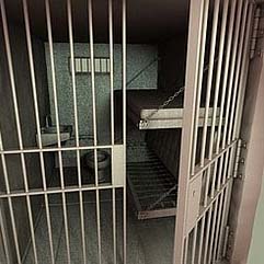 5 ‭ans de prison ferme requis contre le secrétaire ‬général de l'Union Nationale des Commerçants ‭et des Artisans