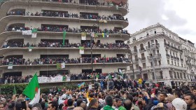 الجزائريون بصوت واحد: “لا”!