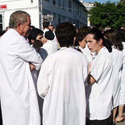 3700 psychologists to hold “peaceful” sit-in in front of President Office next week