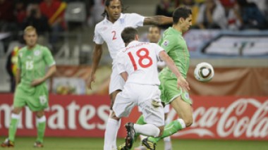 Algérie 0 – Angleterre 0 : Les Verts neutralisent les Anglais et lancent un sérieux avertissement aux Américains