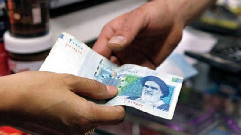 الريال الإيراني يهوي إلى 9 بالمائة