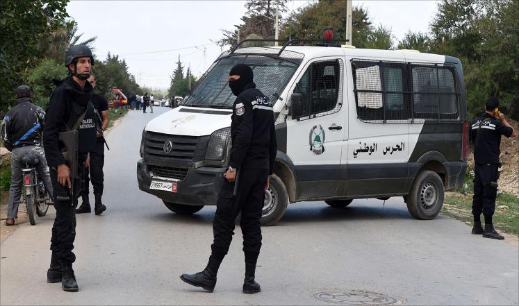 Les autorités tunisiennes conseillent aux Algériens de limiter leurs déplacements