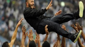 هدف رائع لـ “بونجاح” في ليلة “بلماضي”