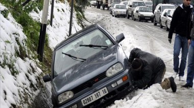 Les chutes de neiges ferment 38 routes nationales