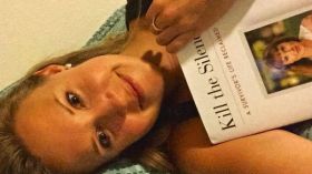 سامحت أحد مغتصبيها وألفت كتاب “اقتل الصمت”