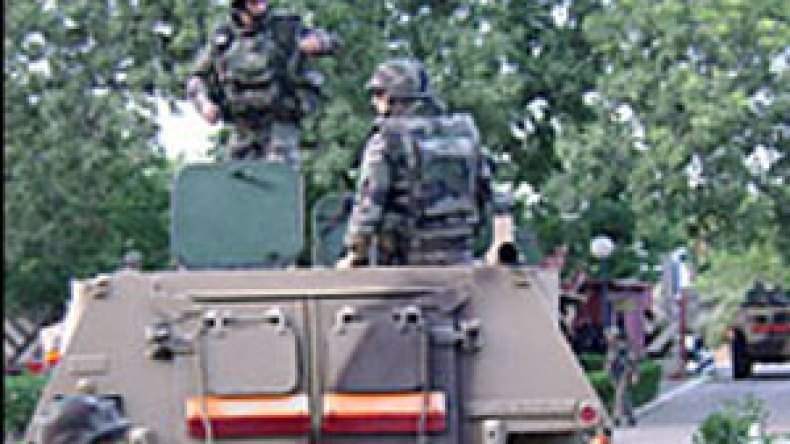 فرنسا تخفض عدد قواتها المسلحة