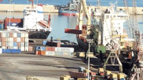 الجزائر تحقق فائضا تجاريا بـ14.8 مليار دولار عن نهاية نوفمبر