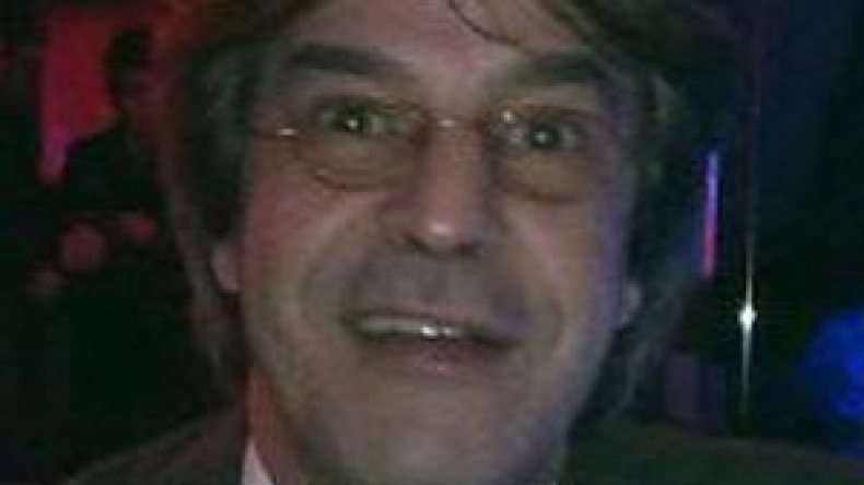 شتان بين ثورة أخرجت إستعمارا وبين ( ثورة ) جلبت إستدمارا