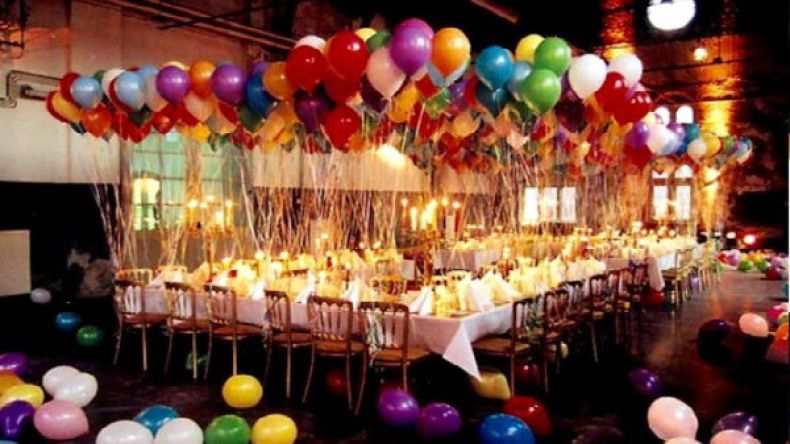 هكذا تحتفلين بنجاحه دون إسراف أو تقصير؟!