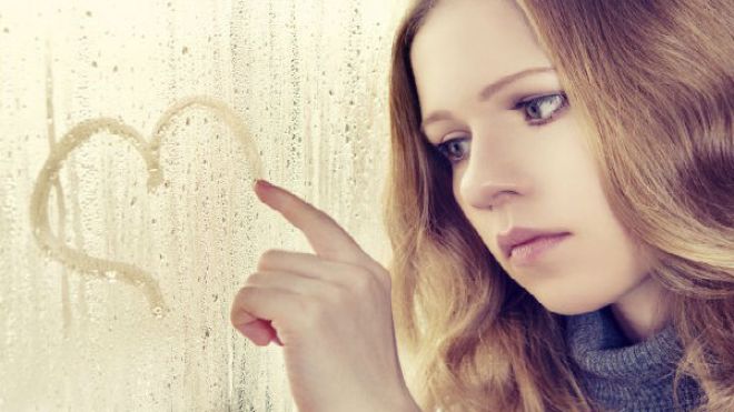 تجنبي هذه الأمور التي تفقدك جاذبيتك أمام زوجك؟!