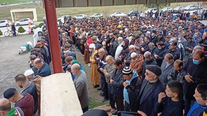 تشييع جثمان أيمن قايد إلى مثواه الأخير بمسقط رأسه بسطيف