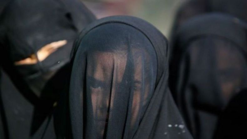 هذه عقوبة النساء الجديدة التي ابتكرها تنظيم داعش!