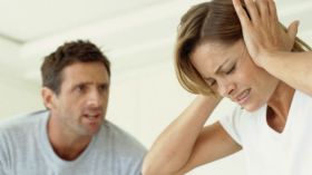 هذا ما يساعد على إيقاف الشجار بين الزوجين؟