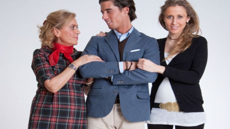 زوجة وحيد أمه.. هذه هي معاناتي؟