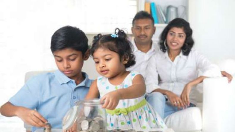 كيف تعلمين أبناءك ادخار المال؟!