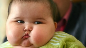 هذه الخطوات تقلل من بدانة الأطفال؟!