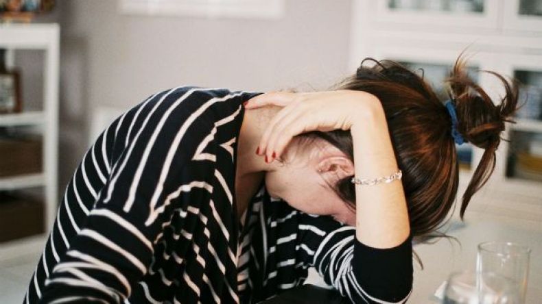 جدتي أتعبتنا.. لماذا لا ترعاها عمتي؟!