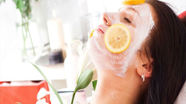 الشمس والقهوة أعداء جمالك فى الصيف