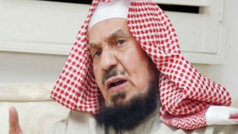 لا يجوز للزوجة ضرب زوجها حتى في حالة دفاعها عن نفسها