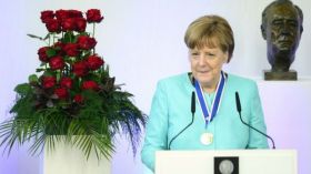 جائزة الحريات الأربع من نصيب المستشارة الألمانية ميركل