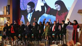 فلسطينية تفوز بلقب أفضل معلمة في العالم