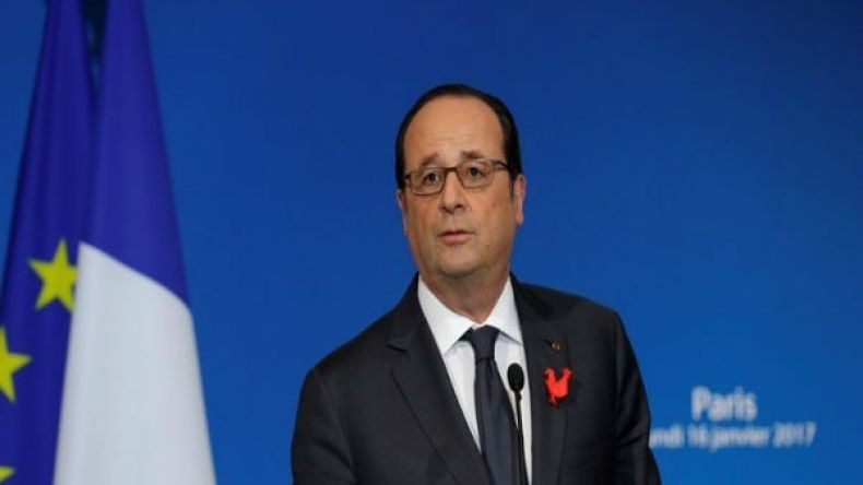 هولاند يدعو إلى قمة رباعية حول الشأن الأوروبي