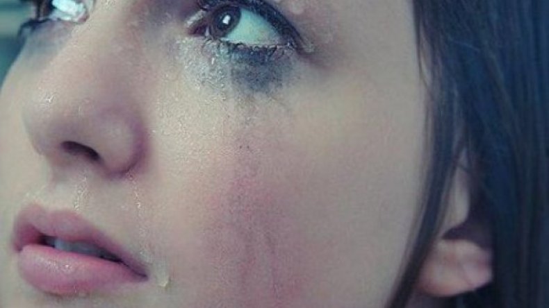 هل صحيح أن المرأة تبكى 46 مرة سنويا؟