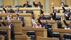 نواب الأردن يصوتون على طرد سفير إسرائيل