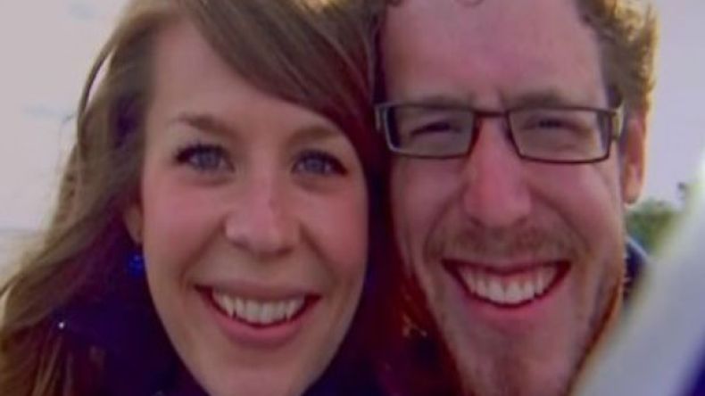 هذه المرأة تتحسس من كل شيء.. حتى زوجها!