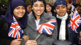المسلمات في بريطانيا.. معاناة في الوظائف ومواجهة مع الكراهية!
