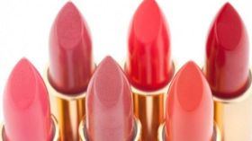 استخدامات غير متوقعة لأحمر الشفاه!