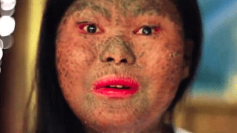 فلورين نالوغون.. الفتاة الأفعى التي شغلت الإعلام في الفلبين!