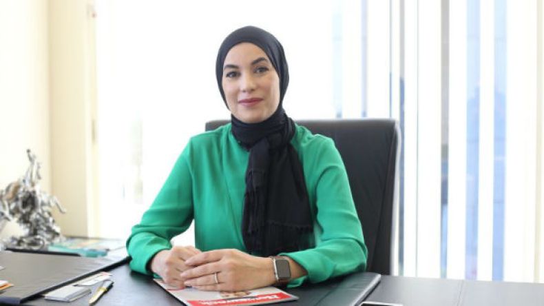 بينيلوبي شهاب.. سيدة المختبر التي عانق طموحها السحاب