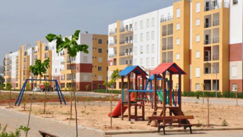 المستفيدون من السكنات الاجتماعية الجديدة يغلقون مقر البلدية