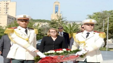 L'ambassadrice américaine se recueille à la mémoire des martyrs de la Révolution algérienne