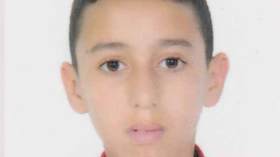 الطفل زواني أيمن يستنجد لإنقاذه من مشاكله الصحية