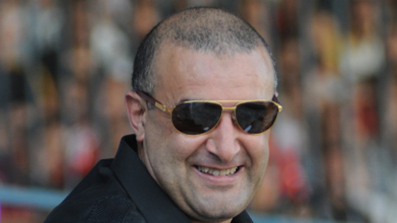 بن شيخة للشروق: أريد مشجعين يلهبون المدرجات أمام المغرب
