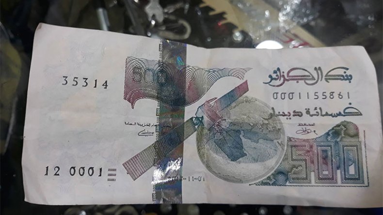 معاناة اسمها “ورقة 500 دج” في السوق الجزائرية!