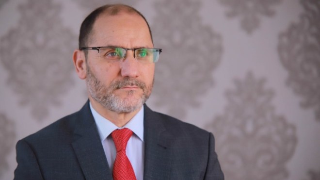 هكذا رد مقري على أطراف اتهمته بالفساد