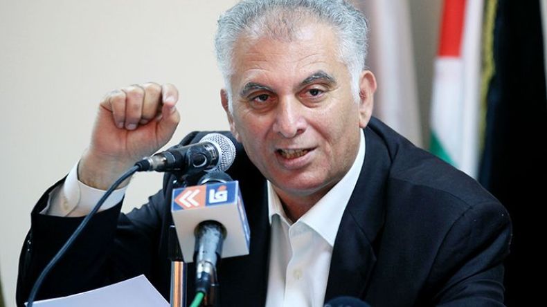 يجب‮ ‬التمسّك‮ ‬بالمقاومة‮ ‬الشعبية‮ ‬كوسيلة‮ ‬لمحاربة‮ ‬الاحتلال