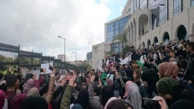 طلبة الجامعات ينتفضون ضد العهدة الخامسة