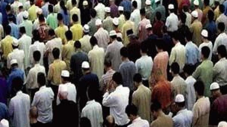 توقيف إمام مزيف يؤم المصلين في التراويح بعزازڤة