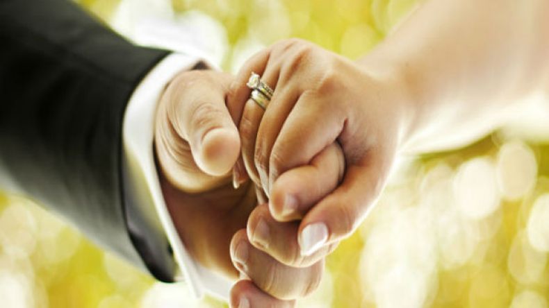 الزواج دون إذن الأهل.. الوقاية خير من الأمر الواقع!